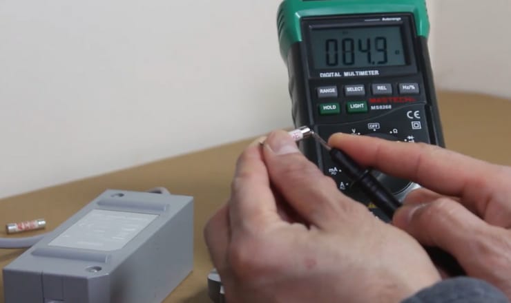 How To Test A Ceramic Fuse